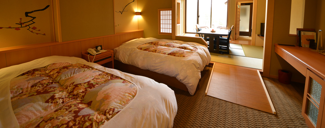 Japanese-western style room with an open-air bath
(Accessible Room Type)